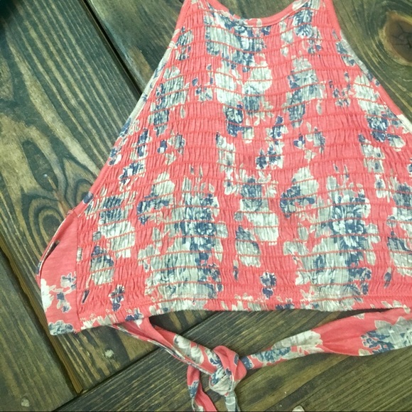 Urban Outfitters Smocked Halter Top by Ecote' - Picture 3 of 4