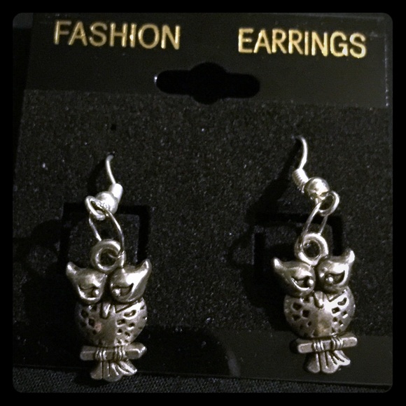 Jewelry - Silver plated Owl Earrings 9mm