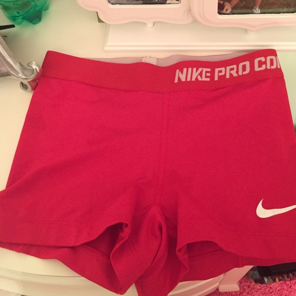 Nike pro combat shorts