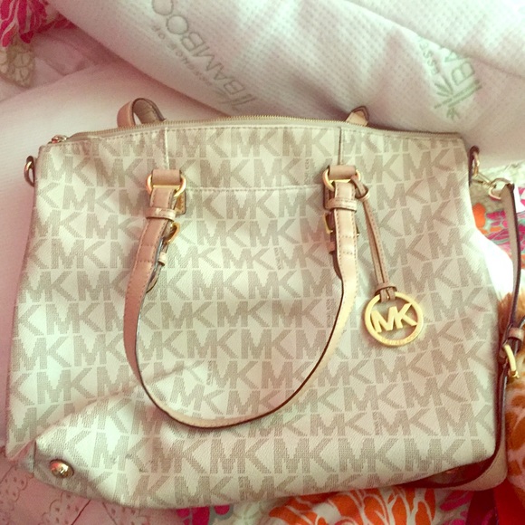 Michael kors bag