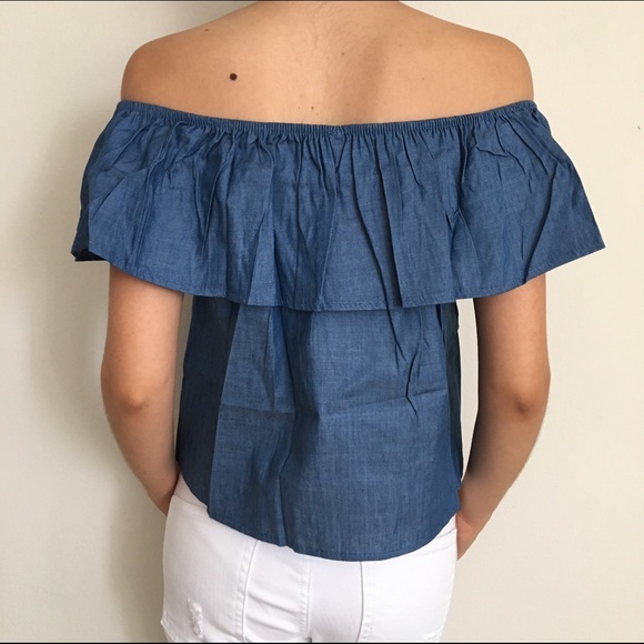 Last one❗️ Off The Shoulder  Denim top. - Picture 2 of 3