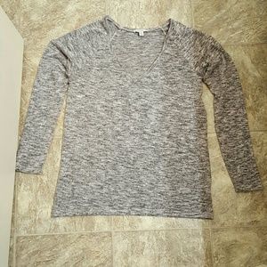🔴SOLD On Merc🔴 American Eagle V-Neck Sweater