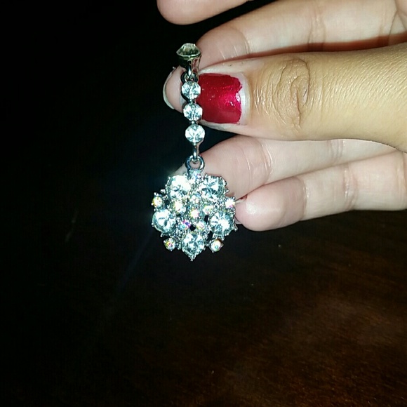 earrings - Picture 3 of 3