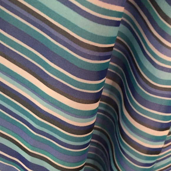 High low dress with a black belt - Picture 4 of 4