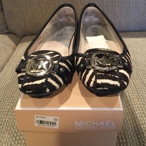 MK flat shoes