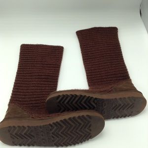 Brown Knitted Uggs Size 7