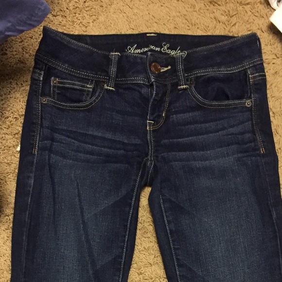 American Eagle NWOT Sz 4 dark denim stretch jeans