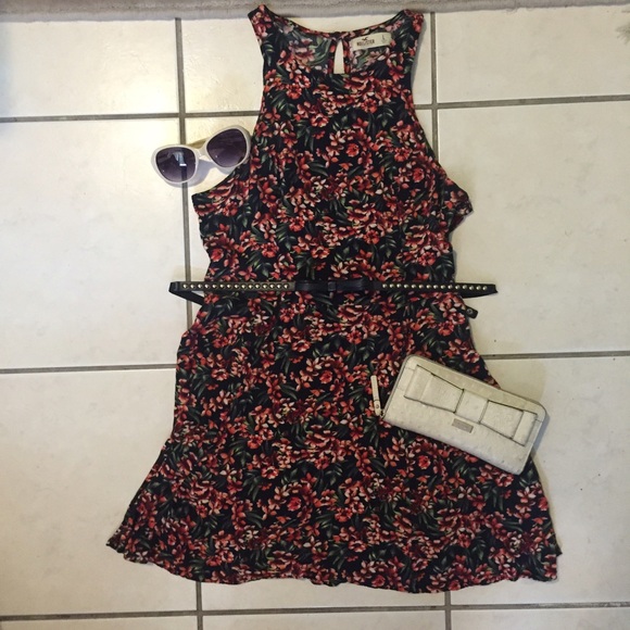 Hollister floral skater dress - Picture 2 of 4