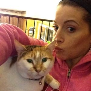 Meet your Posher, Melissa