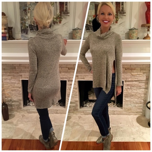 ! Side split tunic sweater in sand/black!  LAST 1 - Picture 2 of 3