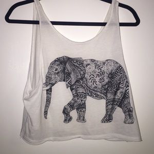 Crop tank top. Only worn 3 times. Good condition.