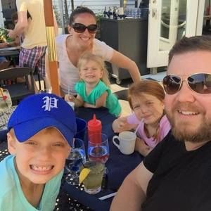 Meet your Posher, Amy