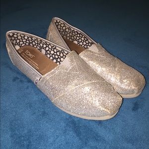 TOMS (silver)⭐️