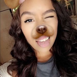 Meet your Posher, Daniela