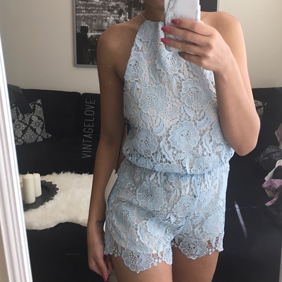 Lace Romper - Picture 2 of 4