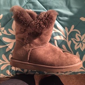 Grey Uggs
