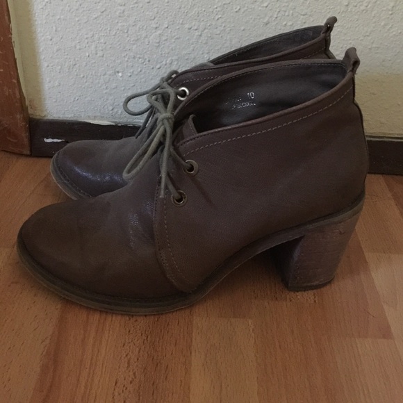 Jeffrey Campbell Boxxy Booties
