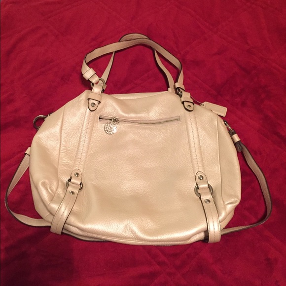 COACH Leather Shoulder Bag/Tote/Handbag