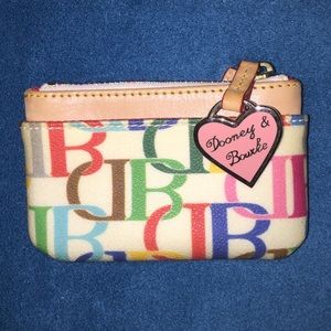 Dooney & Bourke Leather WALLET!! 🎉🎉