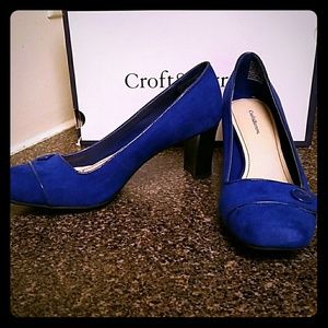 Royal blue 2.5 inch square toe heel
