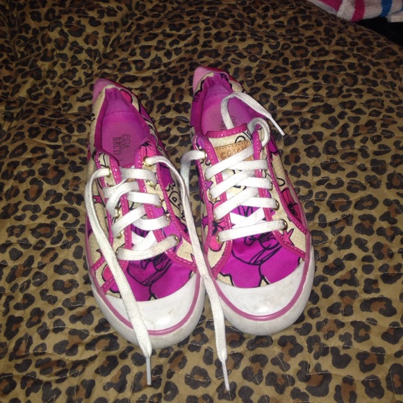 Super cute coach shoes