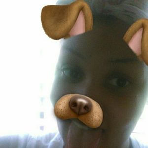 Meet your Posher, Adrianna