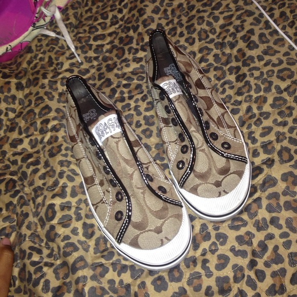 Super cute coach shoes