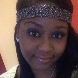 Meet your Posher, Latisha