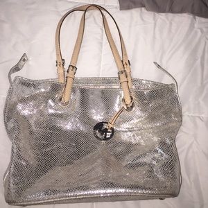 Final price! 💖Silver MK shoulder bag!
