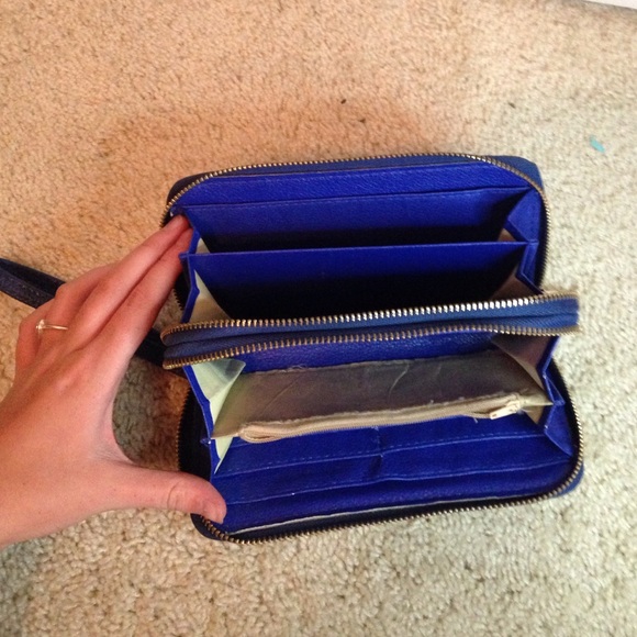 Cute wrist wallet - Picture 2 of 4