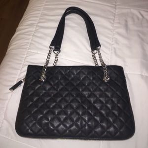 🎉💖TODAY ONLY PRICE DROP Black CK purse!