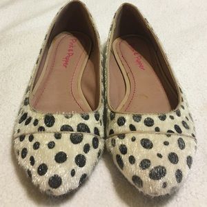 Black and White Spotted Flats