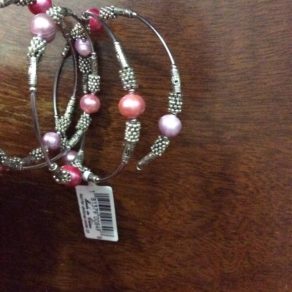 Brand New Genuine Pearl Bracelet - Picture 2 of 3