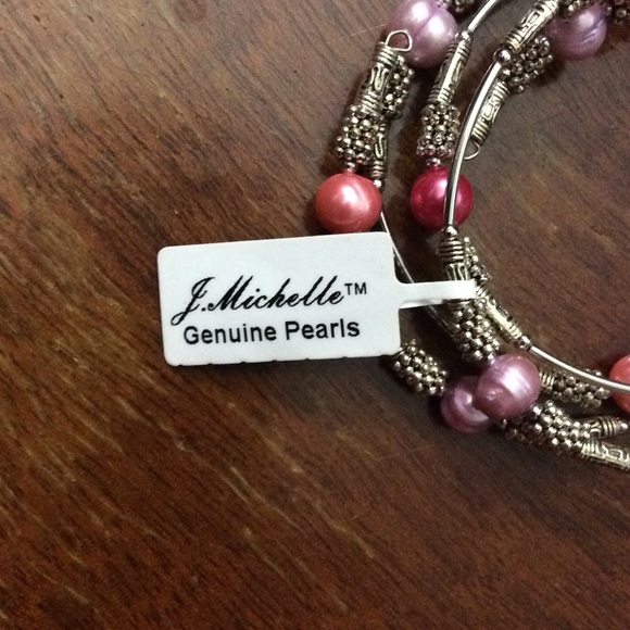 Brand New Genuine Pearl Bracelet - Picture 3 of 3