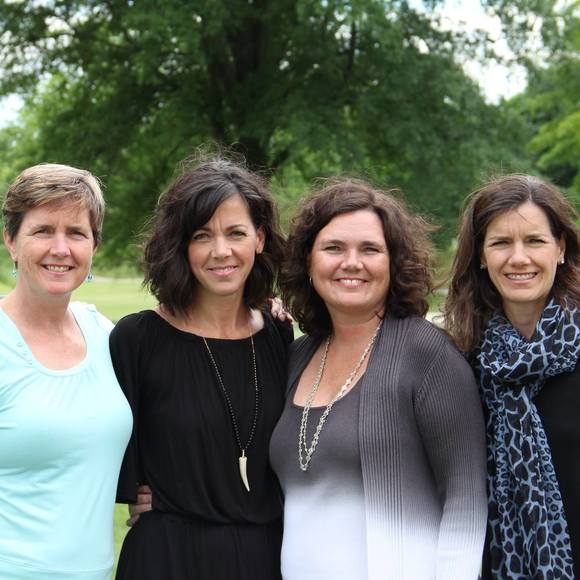 Meet your Posher, Liz - Picture 1 of 1