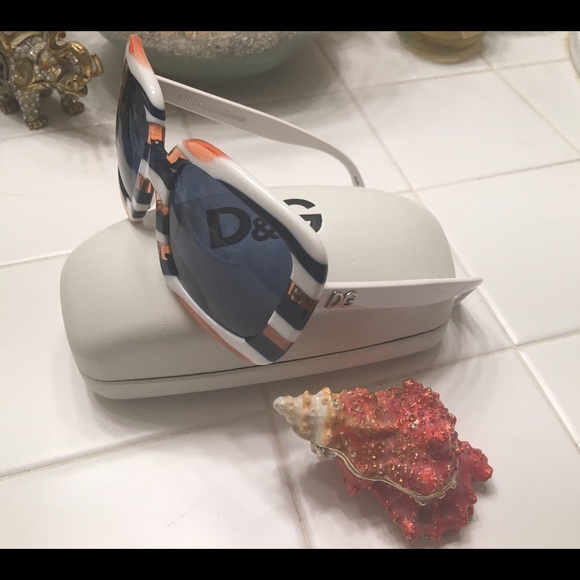 AUTHENTIC Dolce & Gabbana very unique sunglasses - Picture 2 of 6