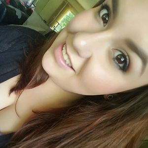 Meet your Posher, Kaitlin