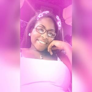 Meet your Posher, Cierra