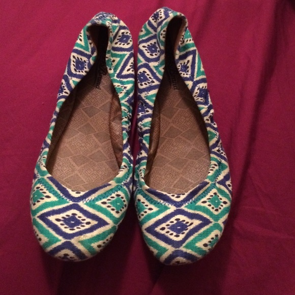 Adorable Lucky brand flats