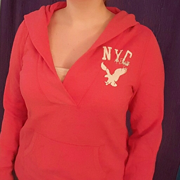 American Eagle Pullover - Picture 1 of 2