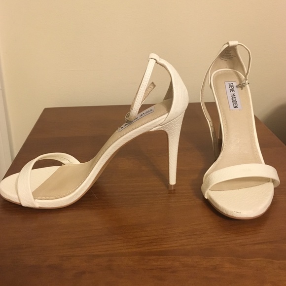NWT Steve Madden "Stecy" White Sandals Size 8.5 - Picture 3 of 4