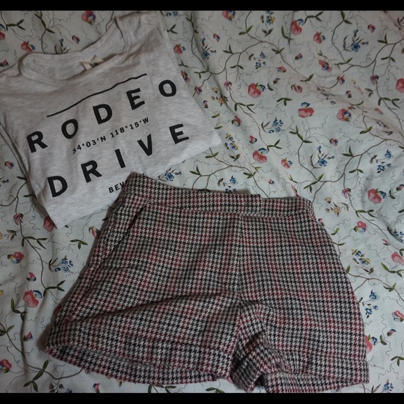 Top and bottom bundle.