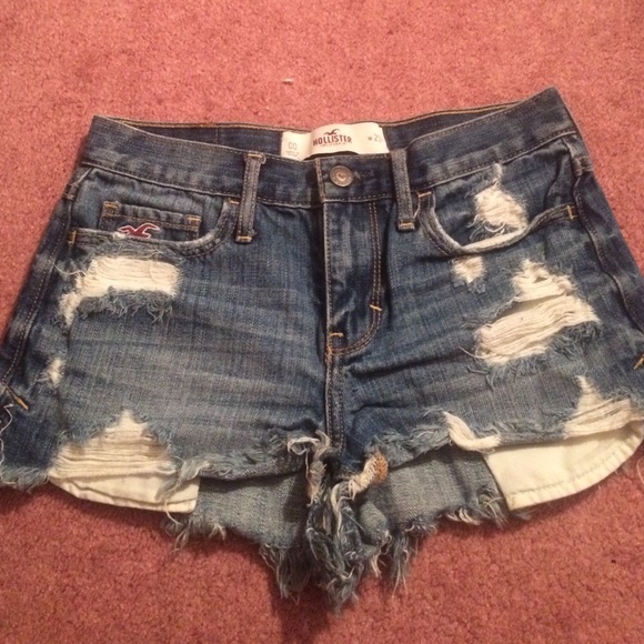 Cheeky high wasted shorts