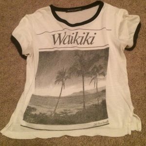 Waikiki tee