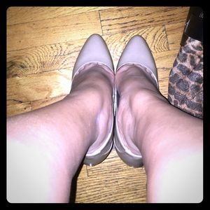Tahari nude heels