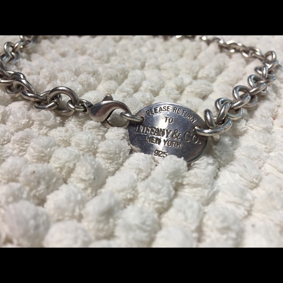 Silver Tiffany and Co necklace