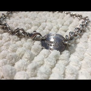 Silver Tiffany and Co necklace
