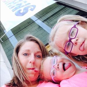 Meet your Posher, Jessica