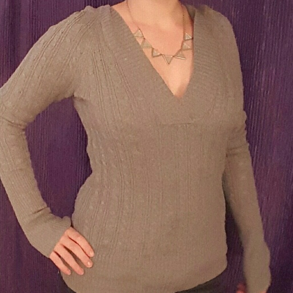 American Eagle Sweater - Picture 1 of 2