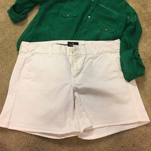 White Bermudas